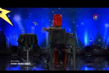 Yetenek Sizsiniz Türkiye Şükrü Caba Cam işleme Gösterisi (12_10_2013)