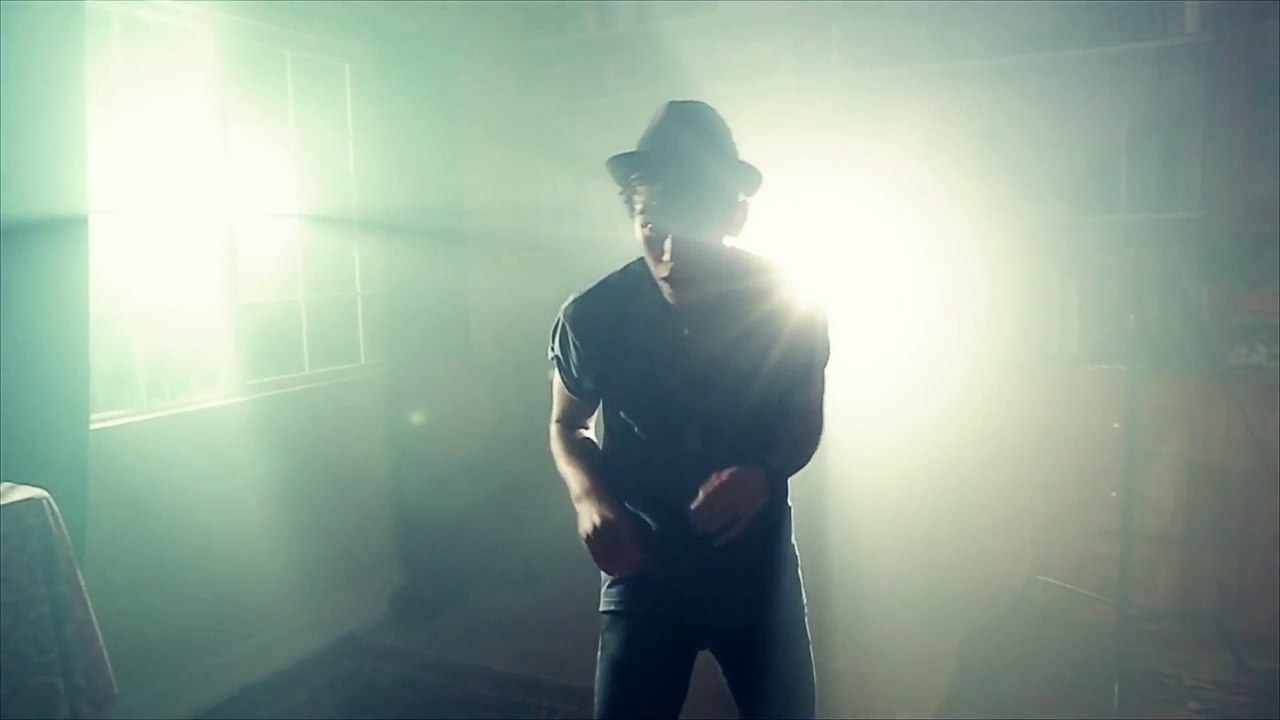 Macklemore & Ryan Lewis  - Can't Hold Us (Max Schneider & Kurt Schneider Cover)