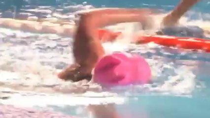 Extrêmes - Elle nage pendant 48 heures!