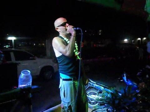 una sera con nene thai 06-09-2013 bacione bar pattaya thailandia (3)