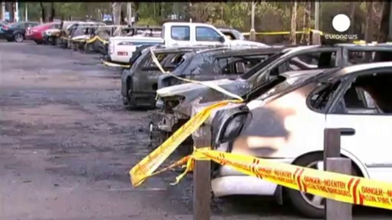 Australia: homes and cars destroyed in NSW fires