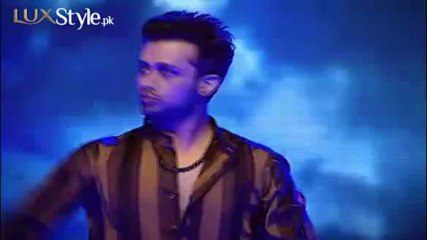 Atif Aslam's perfomance of  Je Tu Rab Nu Manauna at LSA'13