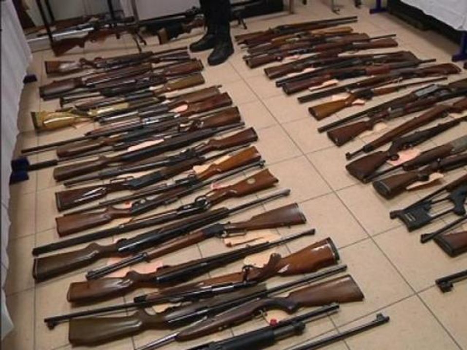 Alpes-Maritimes: un arsenal retrouvé chez un se...