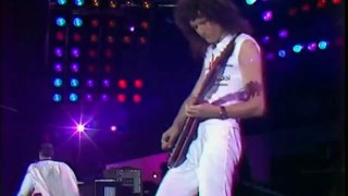 Queen - We Will Rock You (Live at Wembley 11.07.1986)