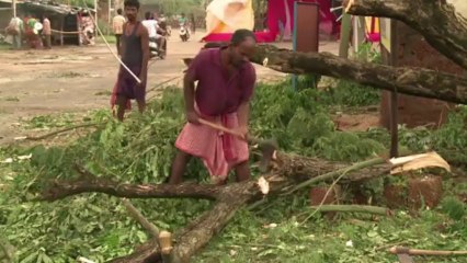 Killer Indian cyclone wreaks havoc