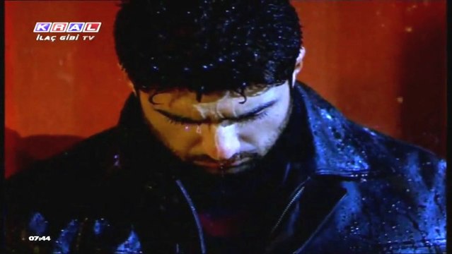Özcan Deniz Geçmiyor günler (Kral tv, nostalji) by feridi