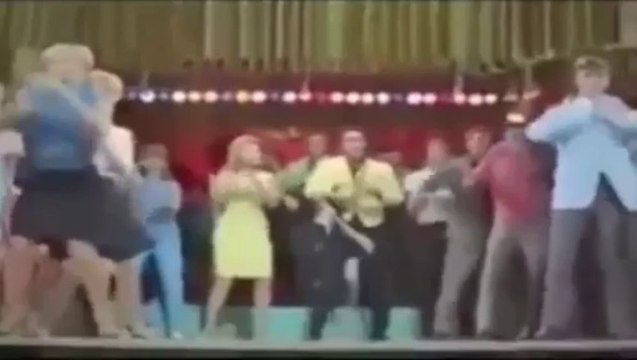 LES CULS TREMPÉS 3 EN 1