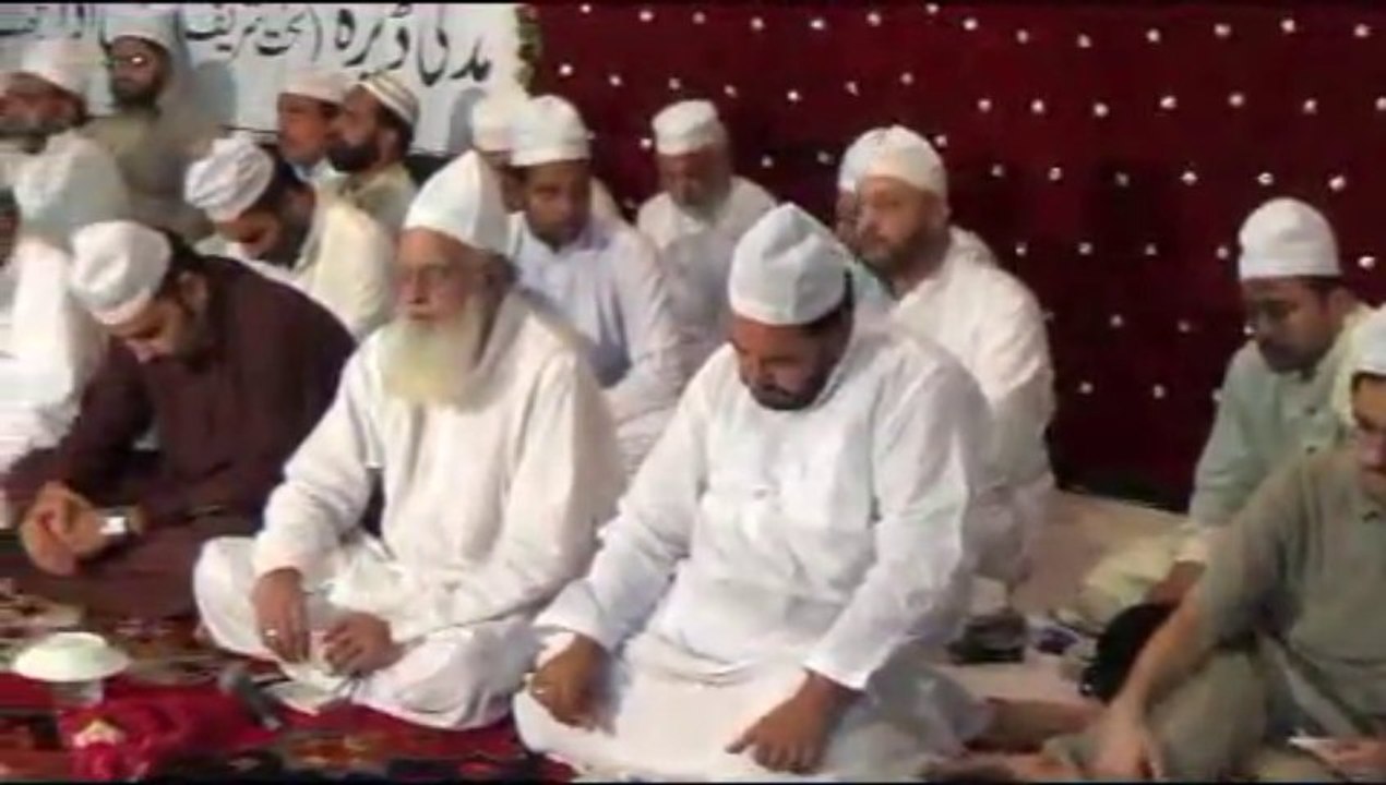 Urs Mubarak Hazrat Hafiz Abdur Rehman Almaroof Hazrat Tayyab Badshah (R.A) (sarkari PBUH) 5,6 OCT 2013 Day first part8