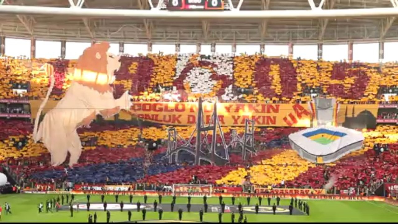 Super Final - Galatasaray - Fenerbahçe ' Koreografi '