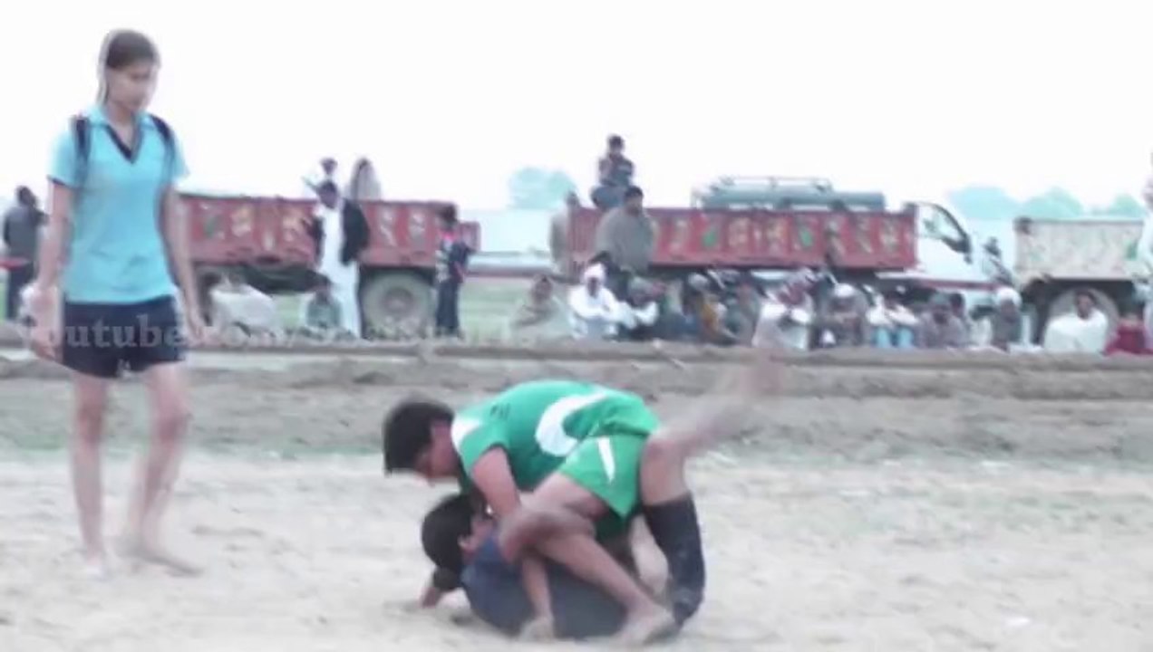04 Raider Best Point - FreeStyle Girls Kabaddi Tournament 2013 Match 14