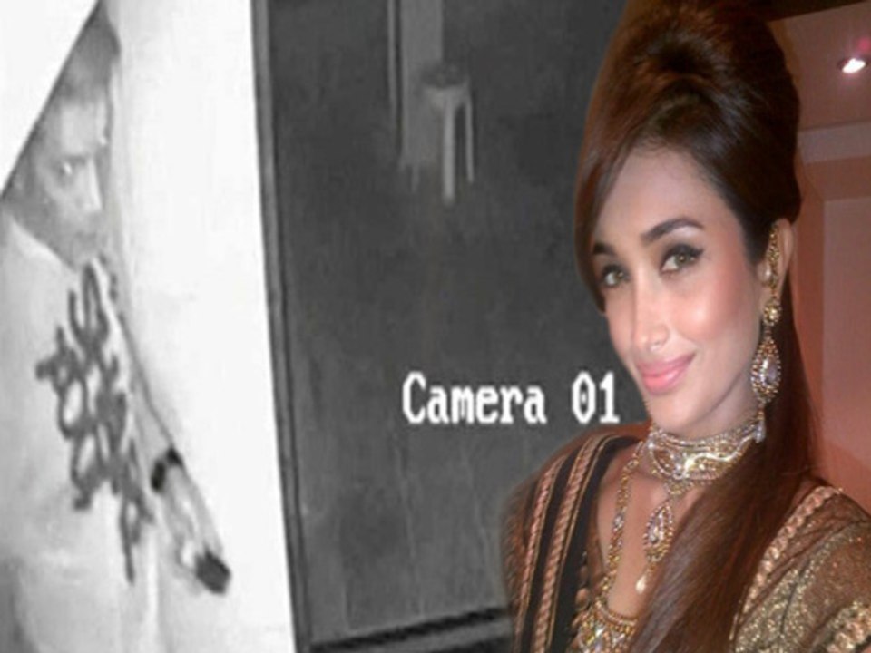 Aditya Pancholi Spotted At Jiah Khans Apartment