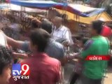 Three arrested for slapping policeman, Vadodara - Tv9 Gujarat