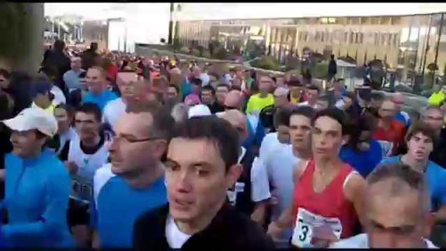 tout rennes court 2013 La Crédit Mutuel de Bretagne 10 km avec mario et son petit vélo