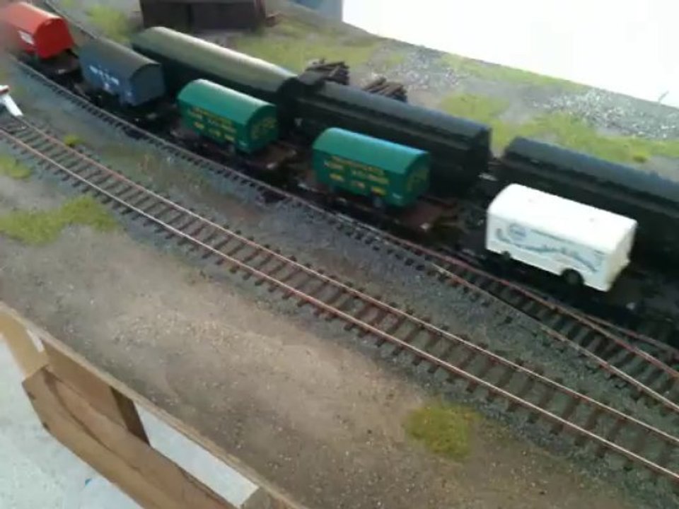 Croisement 141R HJ Dcc Sound et 232TC Fleichmann Dcc Sound sur réseau romdan