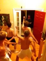 ▶ Best pizza delivery ever!!! - YouTube [480p]