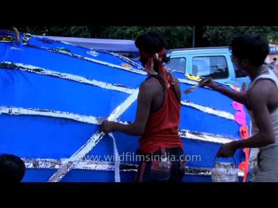Lankapati Ravana Effigy decorated by artists fo Dusshera