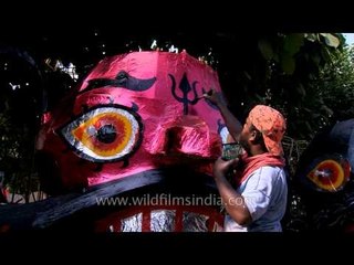 Making a Ravan effigy for Dussehra