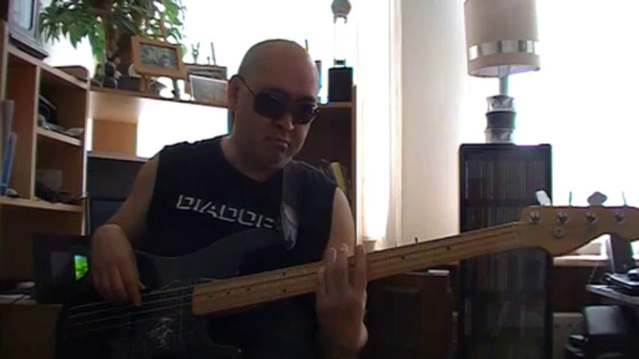B. B. King The Thrill Is Gone Blues Funk Bass cover Bob Roha