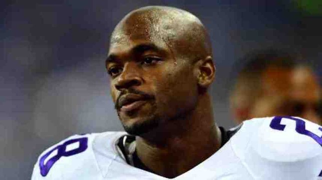 Adrian Peterson's 2-Year-Old Son Dies