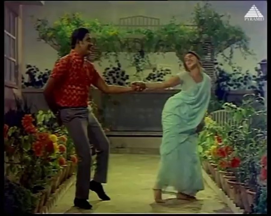 Mathamo Avani - Utharavindri Ulle Vaa (1971)