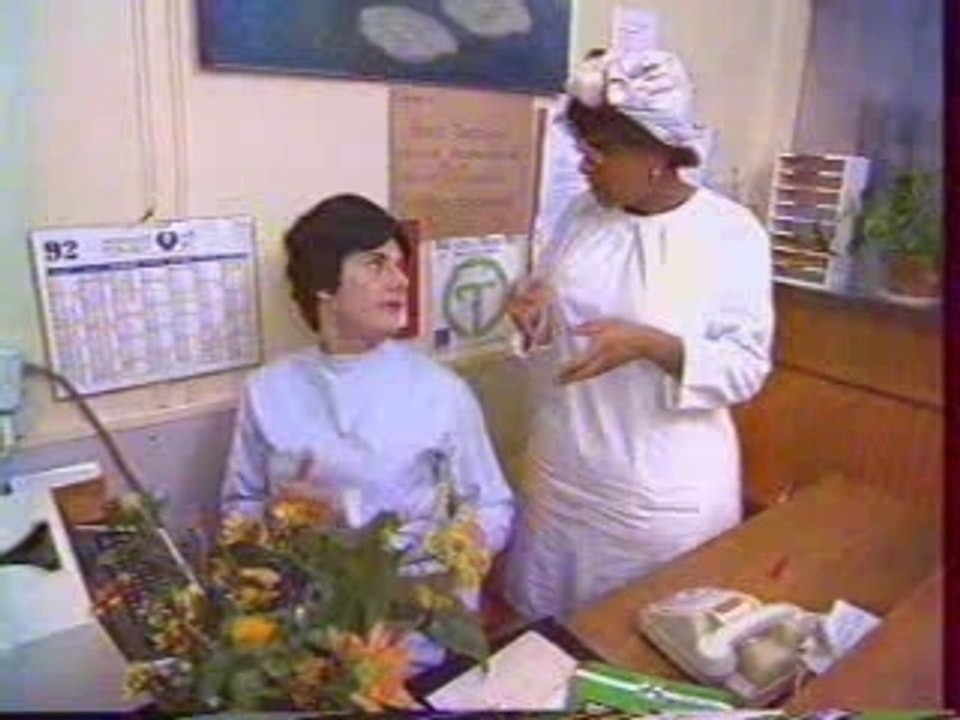 Les Inconnus - Reportage Sur L'Hopital