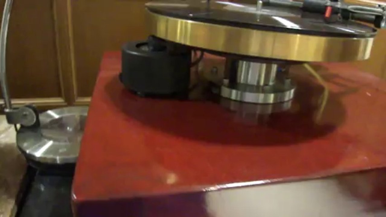 lungyim~My diy turntable completed excellent.