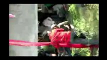 Dramatic footage of India stampede, people using saris to escape
