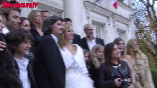 Les Mystères de l'amour : les coulisses du mariage de José et Bénédicte