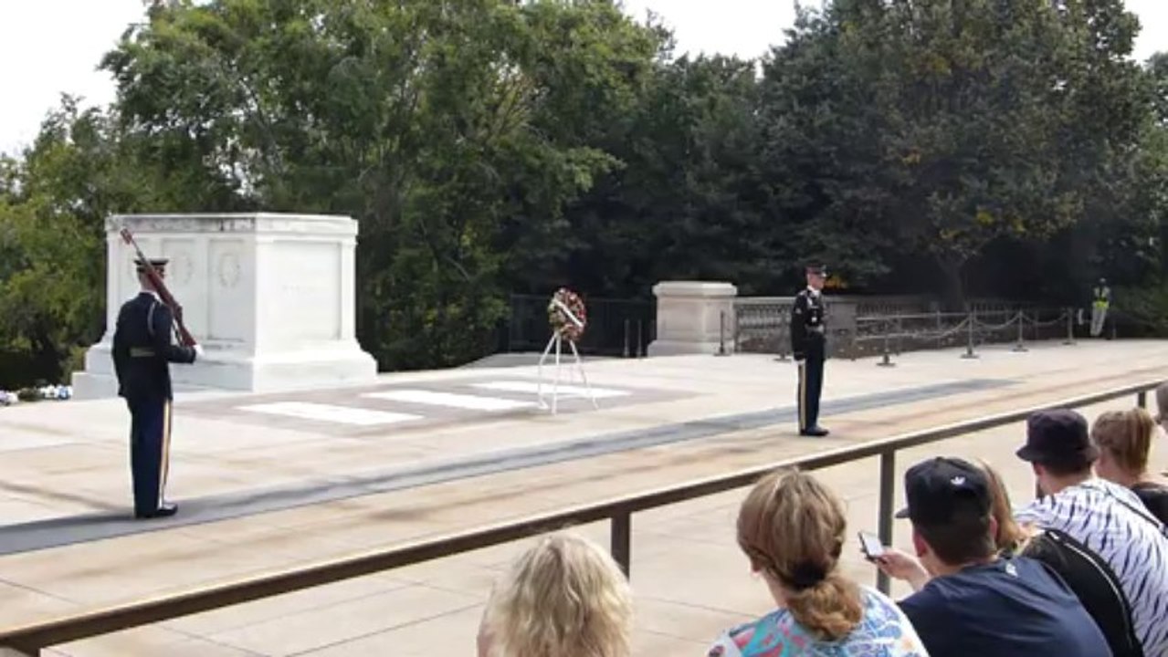 Washington Cimetière militaire d'Arlington - relève de la garde