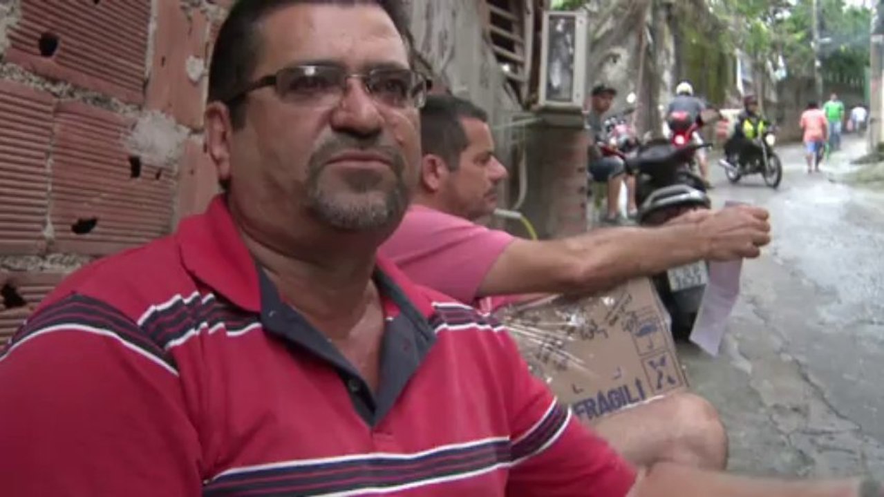 ¿Cartero o detective en Rocinha?
