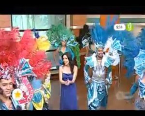 Maite Perroni baila en Giros