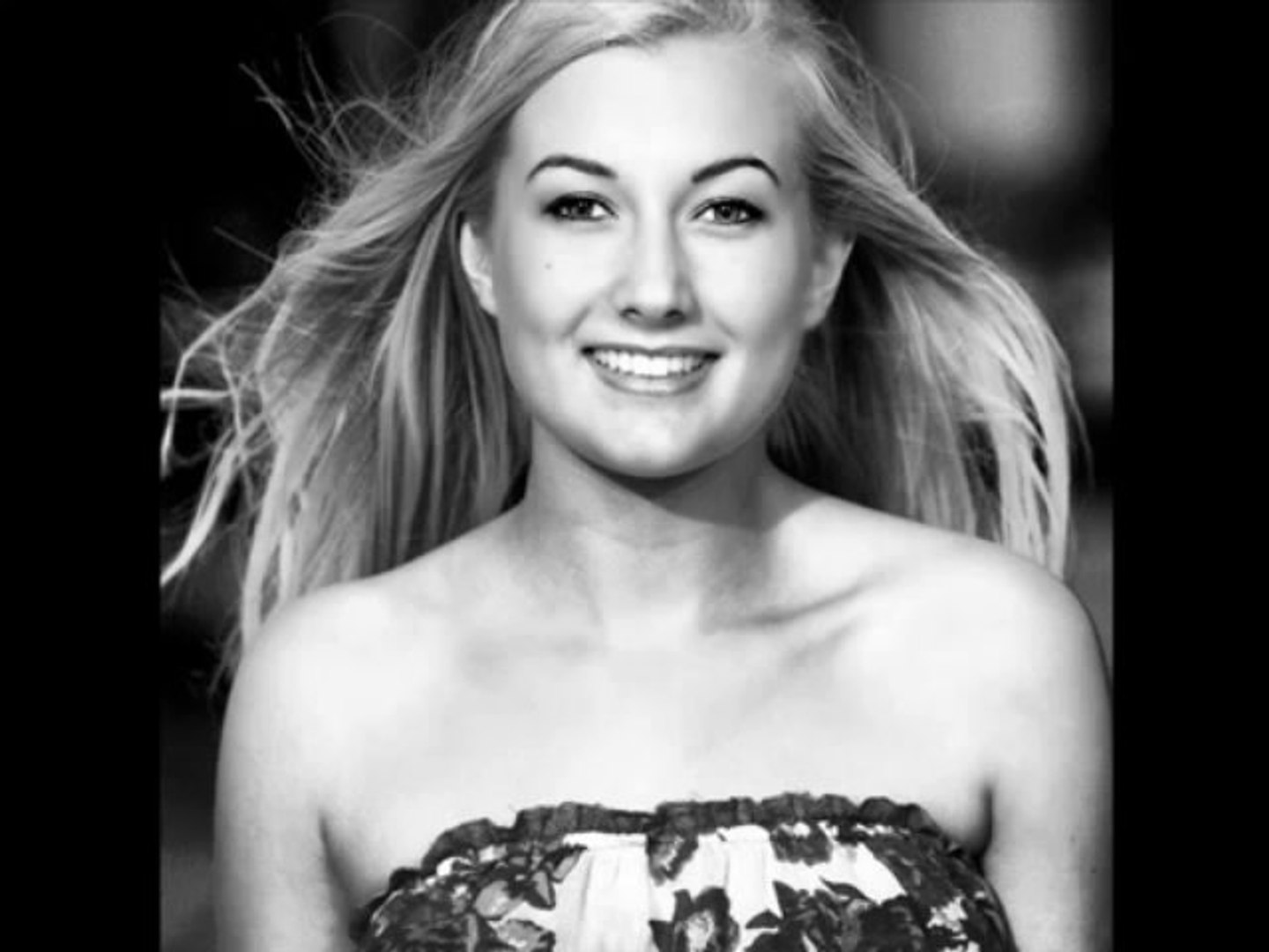 ⁣Stay Rihanna cover by Lauren Marbe