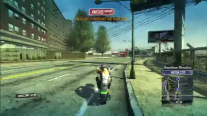 BURNOUT PARADIS PETIT TOUR A MOTO POETEGAMER