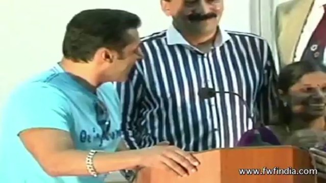 SALMAN KHAN GRACES SECOND ANIVERSARY OF COCHLEAR IMPLANT STARTED AT HOLY FAMILY HOSPITAL 1