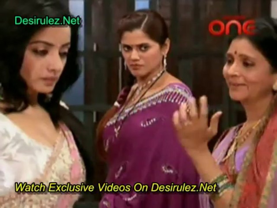 Jhilmil Sitaron Ka Aangan Hoga 15th October 2013 pt2