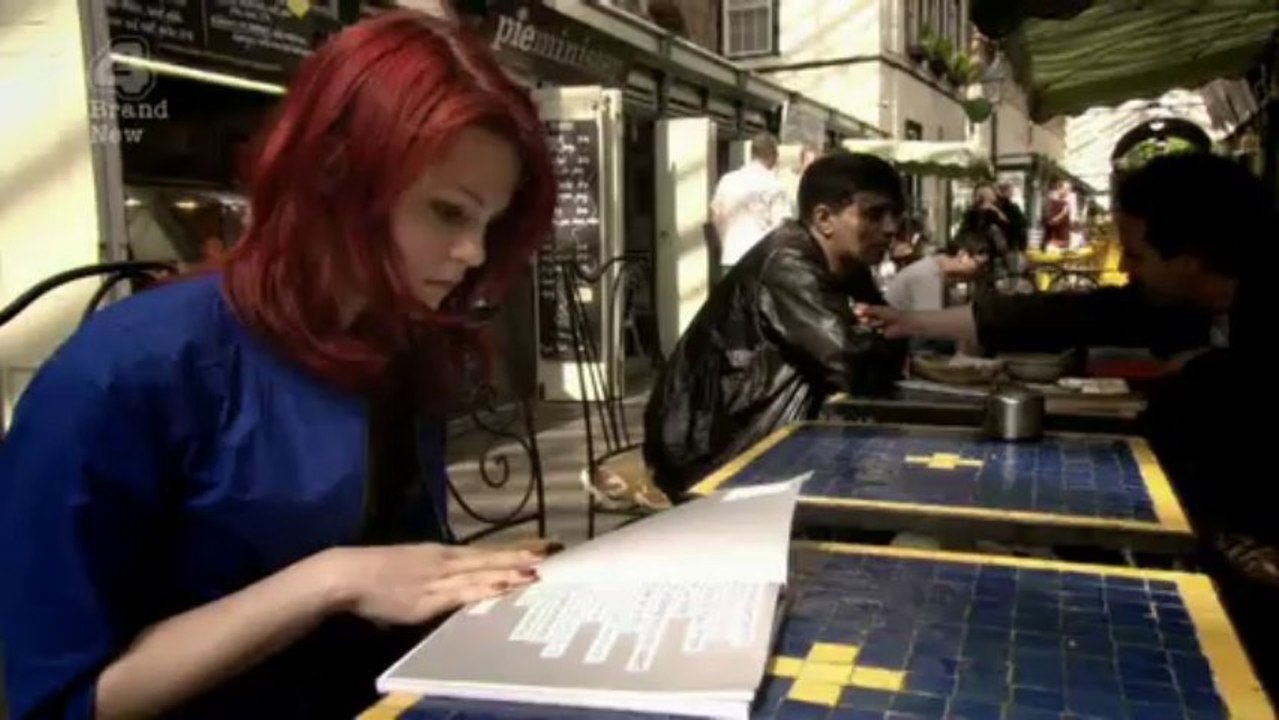 Naomily 16