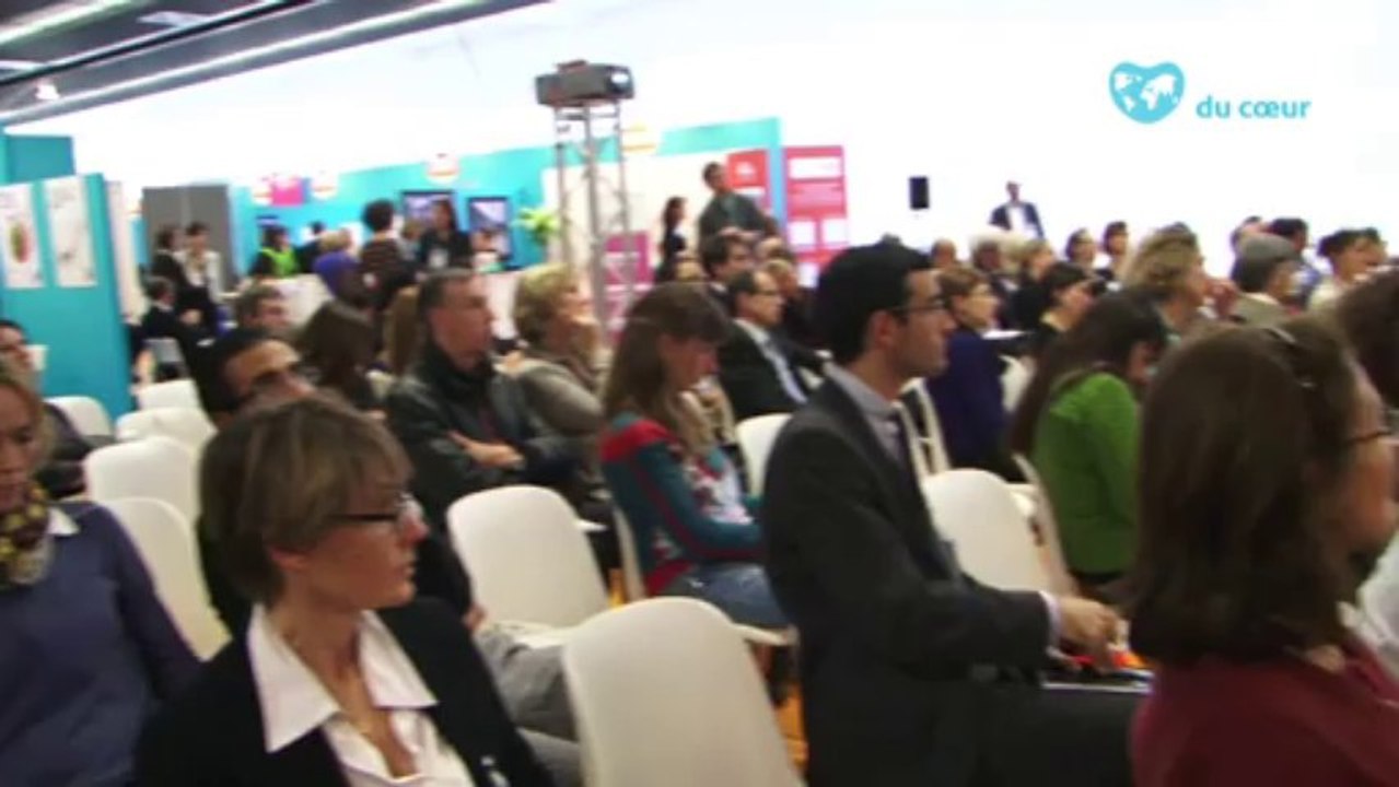 Présentation du Forum National des Associations et Fondations 2013