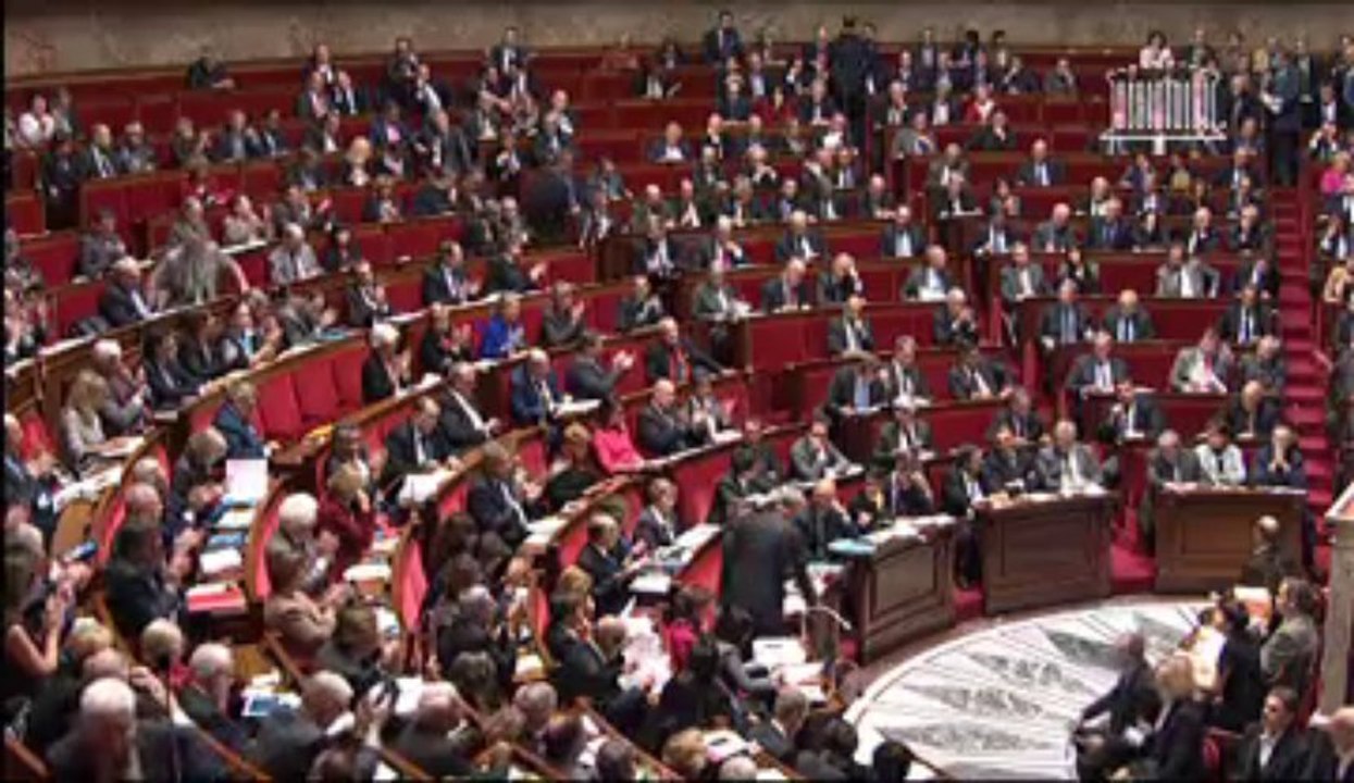 [ARCHIVE] Réforme des rythmes scolaires : réponse de Vincent Peillon au député Patrick Hetzel lors des questions au Gouvernement à l'Assemblée nationale, le 15 octobre 2013
