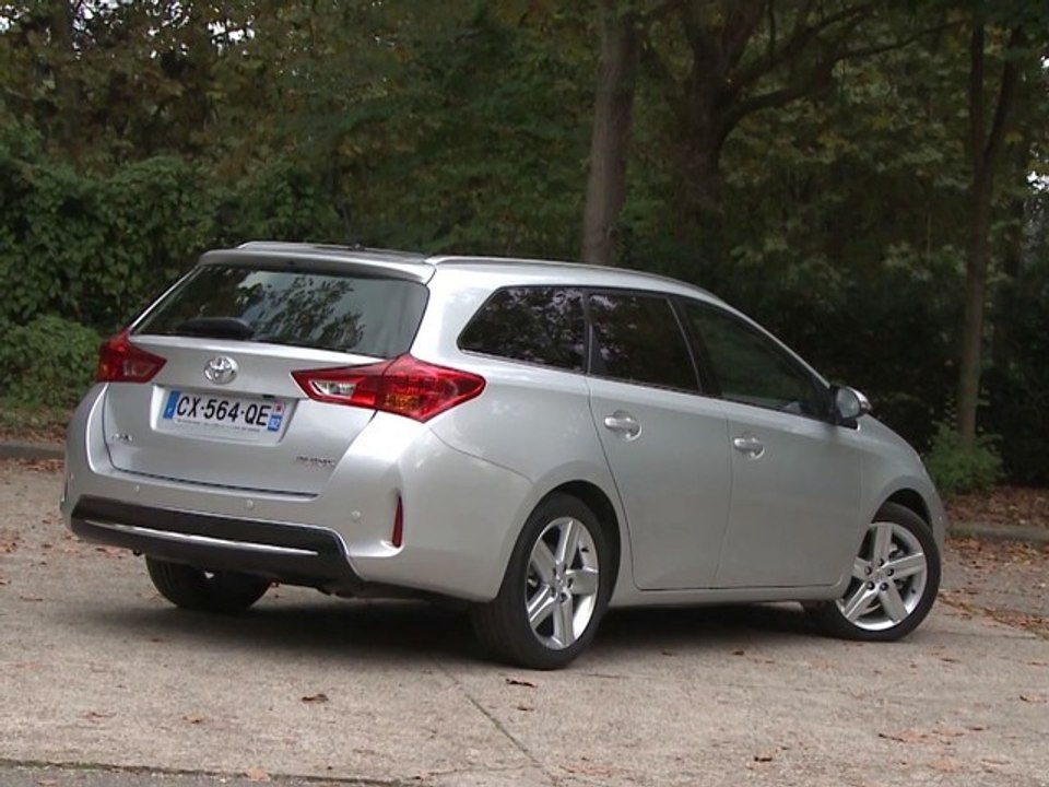 Essai Toyota Auris Touring Sports 2.0 D-4D Style 2013
