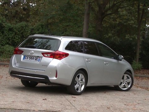 Essai Toyota Auris Touring Sports 2.0 D-4D Style 2013