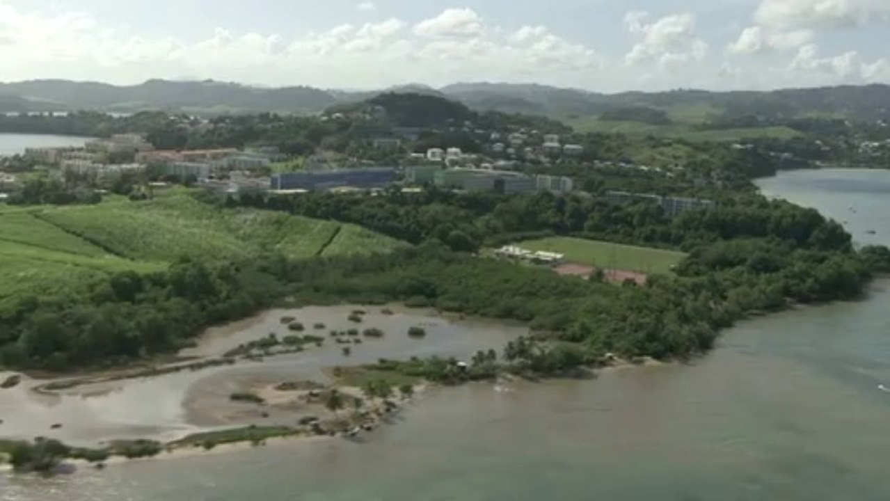 Ville de Trinité : bourg, collège, lycée et quartier "Tartane"