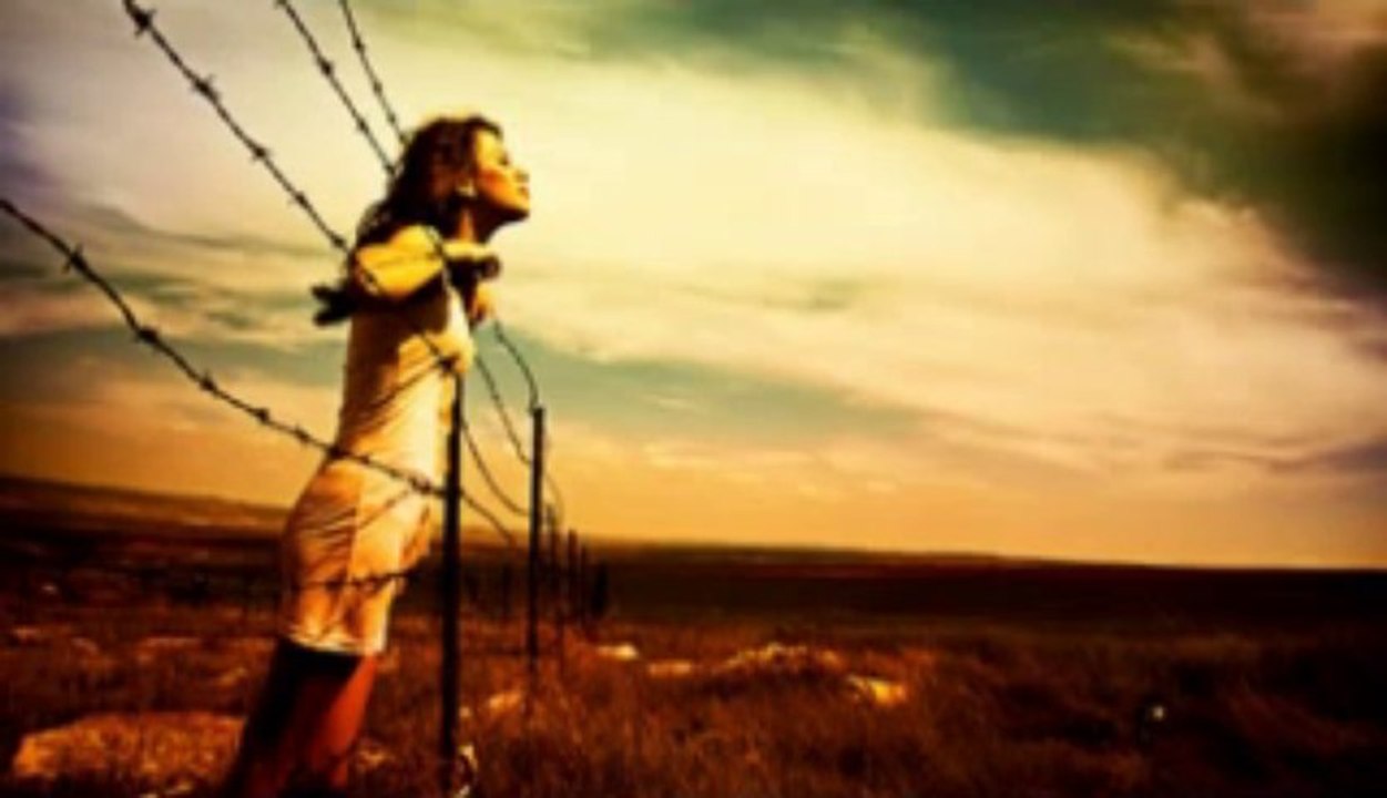 BİR DEFA İZLERSEN BİNLERCE DEFA PAYLAŞMAK İSTERSİN... GERÇEKTEN HARİKA... İZLE... İZLET...