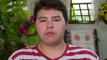 Luan Santana assiste a depoimentos extras do Arquivo Confidencial