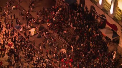 Novos confrontos em passeata dos professores no Rio