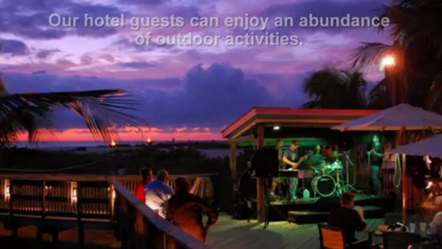 The Beachcomber Hotel: St Pete Beach Hotel Lodging: Florida Beachfront Resort Vacations