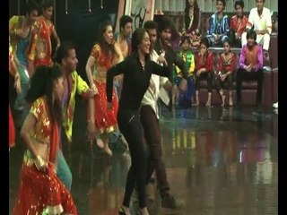 Prabhudeva grooves on Gundhi baat