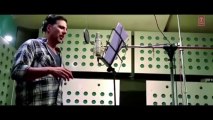 Akshay Kumar Singing Mujh Mein Tu Full Video Song _ Special Chabbis