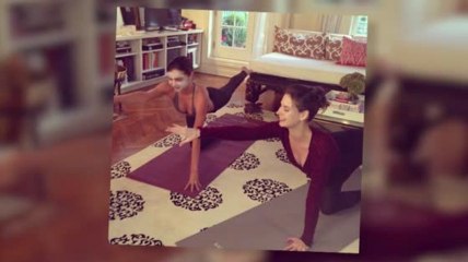 Miranda Kerr comparte sus ejercicios de yoga y su mascarilla embellecedora