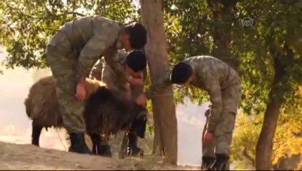 "Hudut kartalları"nın bayram sevinci