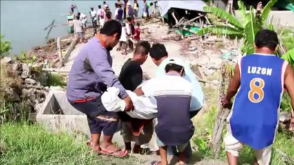 Flagrante: igreja desaba após terremoto